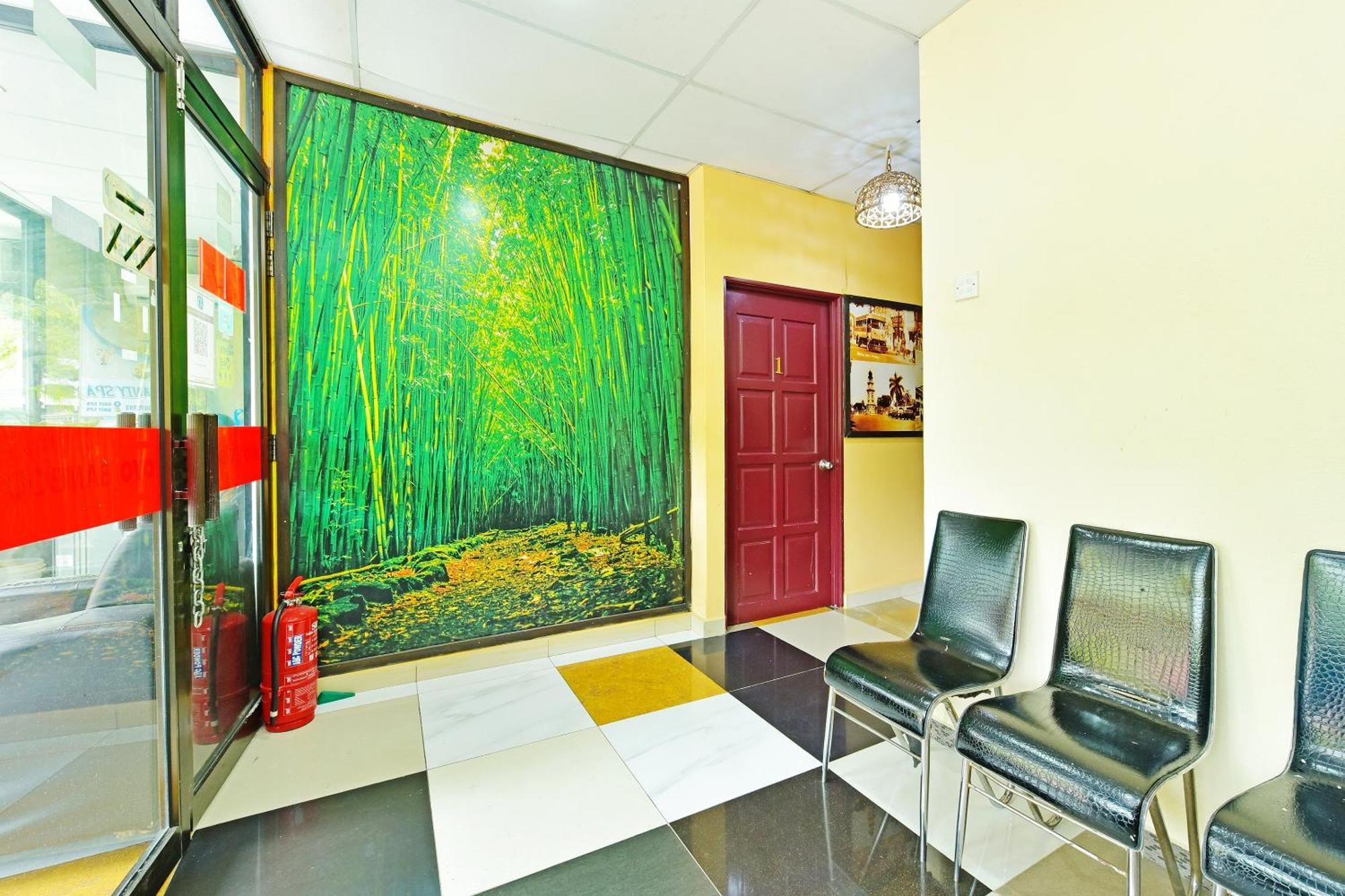 Oyo 873 Bamboo Inn Batu Feringgi Exterior foto
